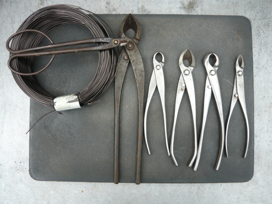 általános és kezdeti bonsai alakítás eszközei bonsai szerszámok, a bonsai kezdeti alakításához és a bonsai általános alakításához, bonsai gondozásához